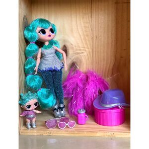 L.O.L. Surprise O.M.G. Cosmic Nova Size 9"+ Lil Sister Cosmic Queen Fashion Doll
